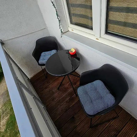 W Centrum Miasta Z Balkonem דירה *
