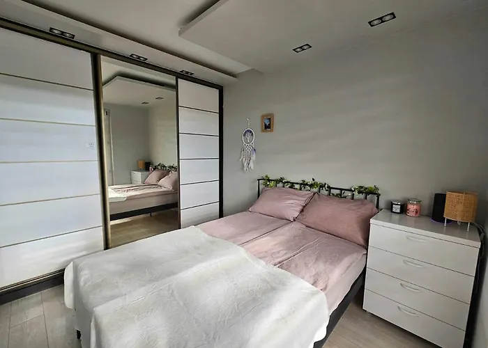 W Centrum Miasta Z Balkonem